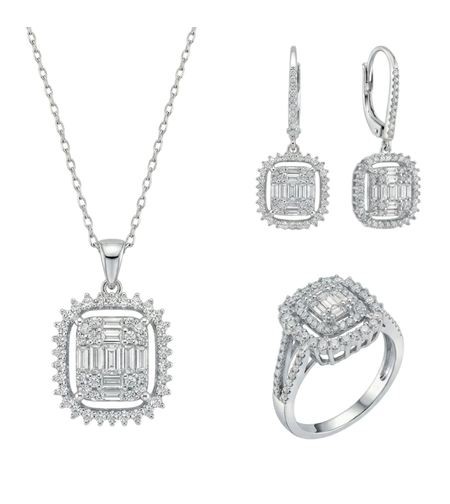 2.89 ct Set with diamonds
