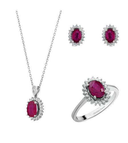 3.58 ct  Set with rubies and diamonds