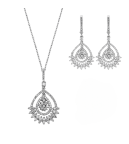 2.24 ct Set with diamonds