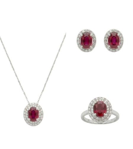 3.56 ct Set with rubies and diamonds