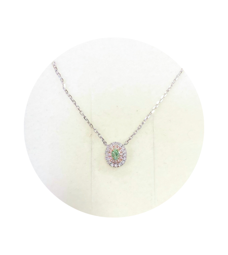 0.22 ct Green diamond necklace