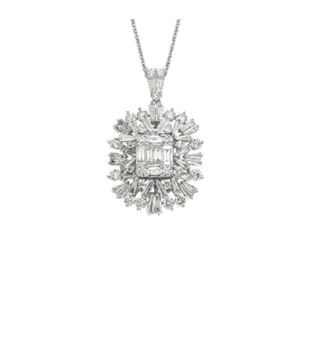 2.62 ct Necklace with diamonds