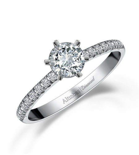 0.72 к Пръстен с диаманти