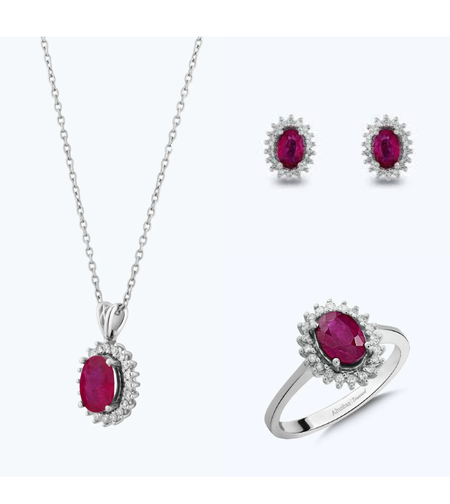 3.58 ct  Set with rubies and diamonds