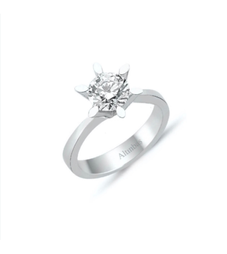 0.71 ct Classic diamond ring