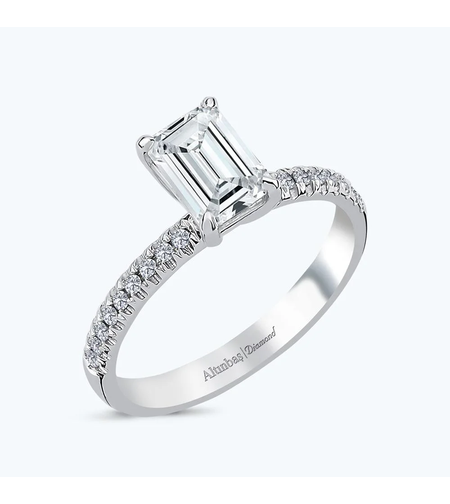 0.41 ct White gold ring with diamonds