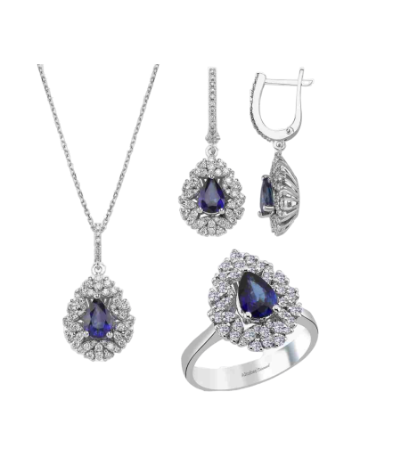 4.68 ct Diamonds and sapphires set