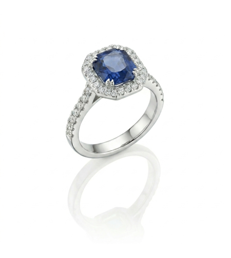 1.78 ct Sapphire and diamonds ring