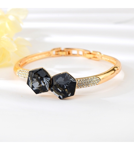 Гривна розово позлатяване черни кристали | Колекция Luxury Secret | Бижута Invoke.bg