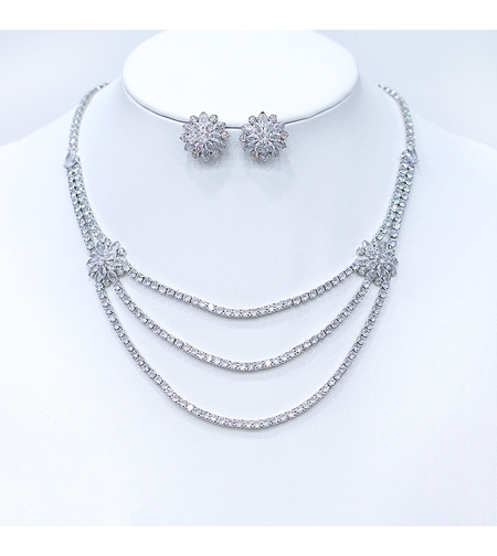 Комплект бяло позлатяване кристални цветя | Колекция Luxury Secret | Бижута Invoke.bg