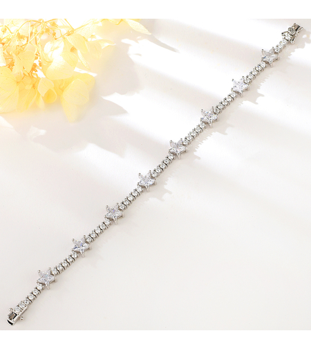 Сребърна гривна Звезди с платина и кубични циркони | Колекция Silver Premium | Бижута Invoke.bg