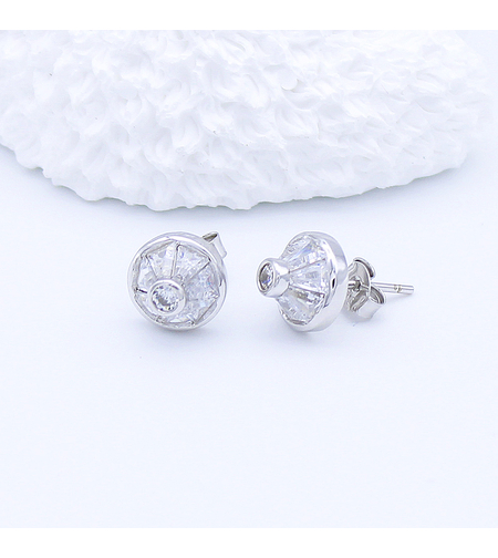 СРЕБЪРНИ ОБЕЦИ ПО УХОТО С ЦИРКОНИ - 2700000067543