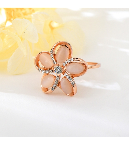 Пръстен розово позлатяване цвете | Колекция Rose Gold | Бижута Invoke.bg