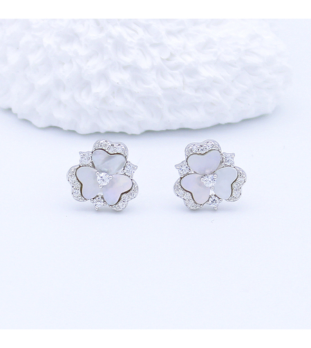 Сребърни обеци с камъни циркон и седеф | Колекция Silver Premium | Бижута Invoke.bg