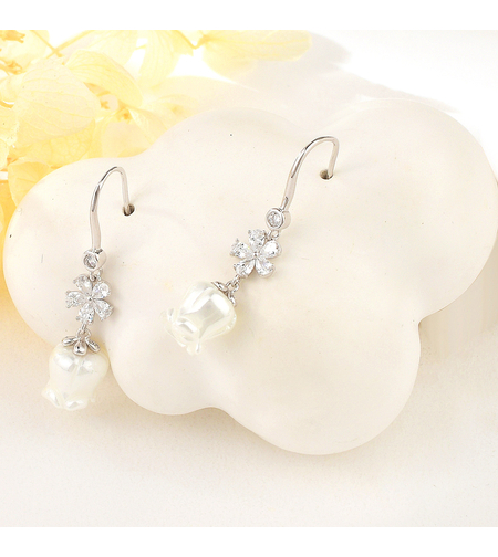 Сребърни обеци Роза с перли | колекция Delicate Silver | Бижута Invoke.bg