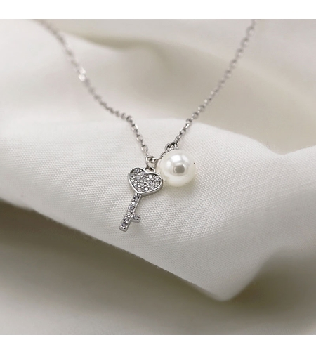 Сребърно колие Ключ Swarovski Crystals | колекция Delicate Silver | Бижута Invoke.bg