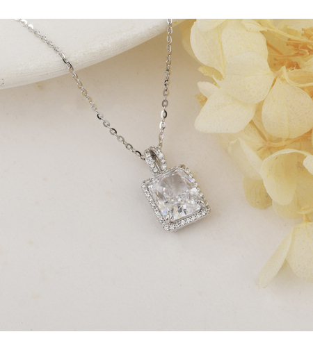 CRYSTAL SHINE CRUSHED ICE NECKLACE