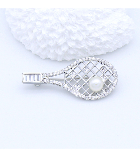 Стилна брошка бяло позлатяване тенис ракета | Бижута Invoke.bg