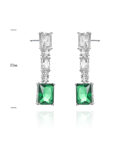 Сребърни обеци Цвят изумруд | Колекция Silver Premium | Бижута Invoke.bg