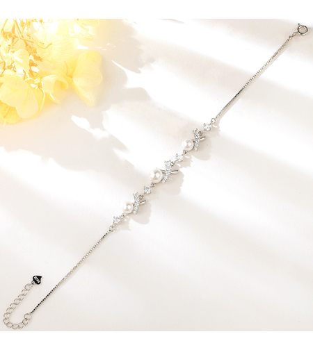 Сребърна гривна с родий с перли | колекция Delicate Silver | Бижута Invoke.bg