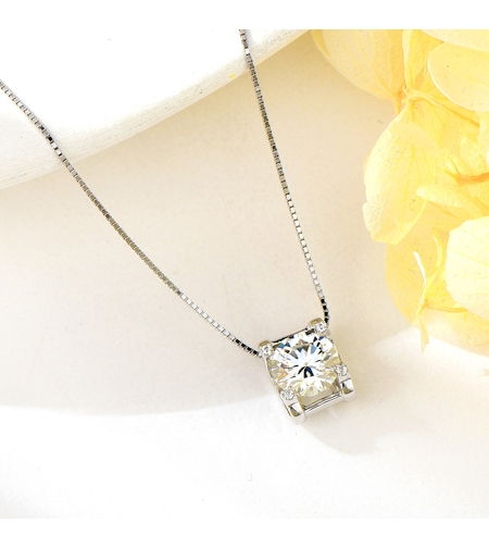 Сребърно колие | Колекция Мойсанит | Бижута Invoke.bg