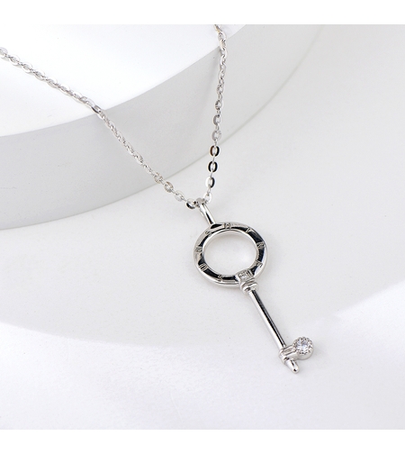 Сребърно колие Ключ | колекция Delicate Silver | Бижута Invoke.bg