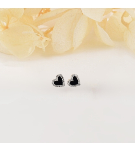 Сребърни обеци по ухото черни сърца големи | колекция Delicate Silver | Бижута Invoke.bg