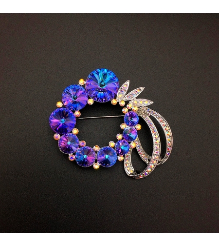 Брошка бяло позлатяване 'Лилав венец' | Бижута Invoke.bg