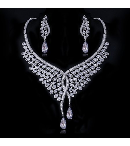 Комплект бяло позлатяване кристален ангел | Колекция Luxury Secret | Бижута Invoke.bg