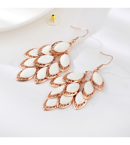 Обеци розово позлатяване грозд с бижутериен лак | Колекция Rose Gold | Бижута Invoke.bg