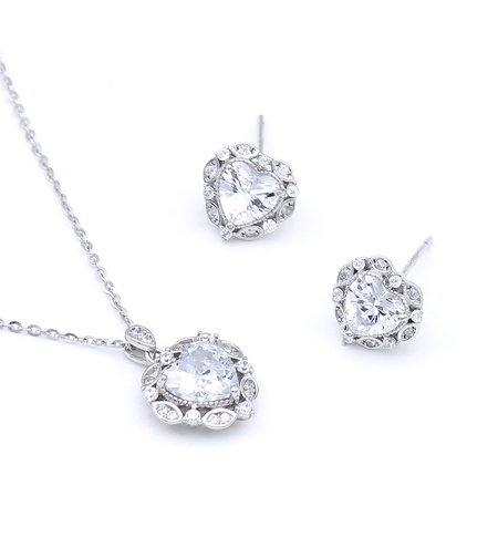 Нежен сребърен комплект сърце 2700000069325 | колекция Delicate Silver | Бижута Invoke.bg