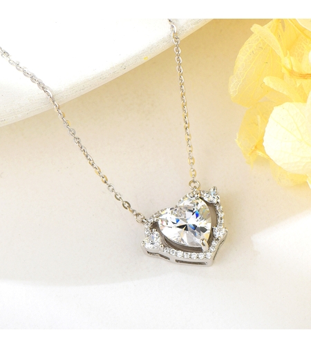 Сребърно колие кристално сърце | Колекция Crushed Ice | Бижута Invoke.bg