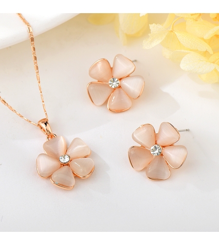 Комплект розово позлатяване цветче | Колекция Rose Gold | Бижута Invoke.bg