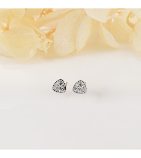 Деликатни сребърни обеци по ухото | колекция Delicate Silver | Бижута Invoke.bg