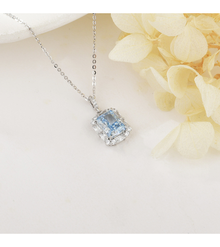 CRYSTAL SHINE CRUSHED ICE NECKLACE