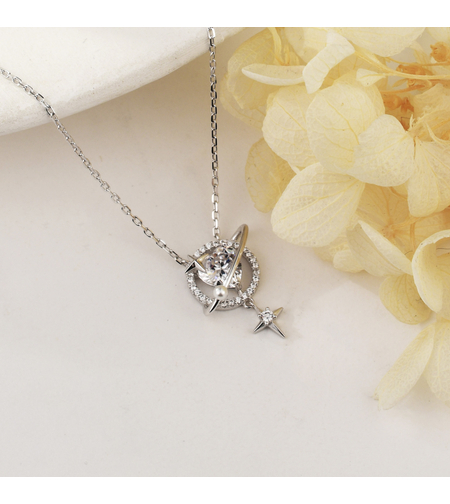 Нежно сребърно колие космос | колекция Delicate Silver | Бижута Invoke.bg