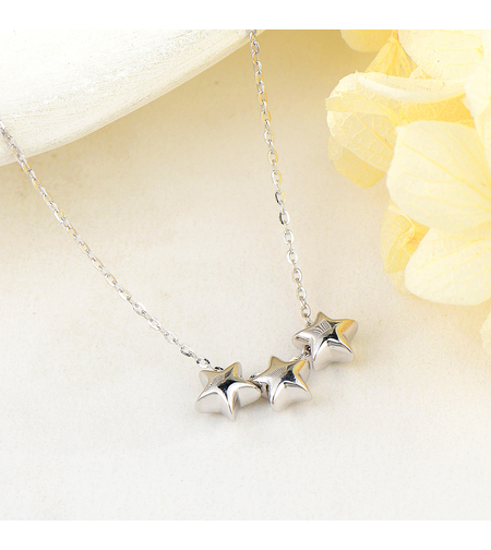 Сребърно колие Звезда | колекция Delicate Silver | Бижута Invoke.bg