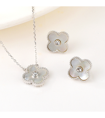 Сребърен комплект Цветя със седеф | колекция Delicate Silver | Бижута Invoke.bg