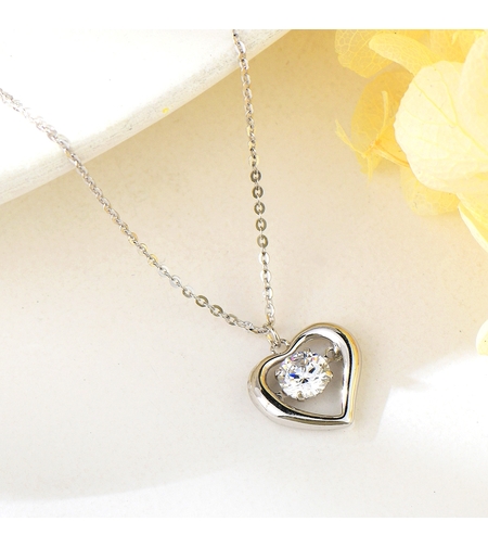 Сребърно колие Кристал в сърце | колекция Delicate Silver | Бижута Invoke.bg