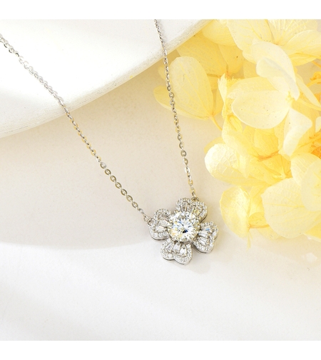 Сребърно колие Детелинка | Колекция Мойсанит | Бижута Invoke.bg