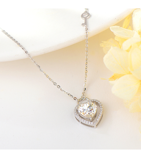 Сребърно колие Сърце | Колекция Мойсанит | Бижута Invoke.bg