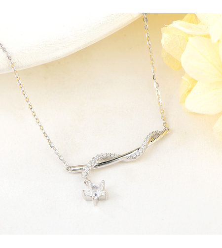 Сребърно колие Звезда | колекция Delicate Silver | Бижута Invoke.bg