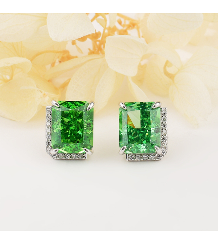 GREEN RECTANGULAR CRUSHED ICE EARRINGS