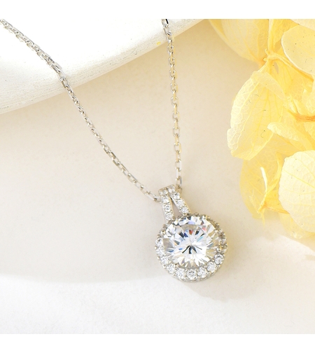 Сребърно колие с кристали | колекция Delicate Silver | Бижута Invoke.bg