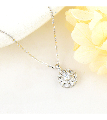 Сребърно колие с кристали | колекция Delicate Silver | Бижута Invoke.bg