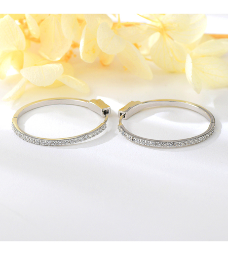 Сребърни обеци Халки с родий | колекция Delicate Silver | Бижута Invoke.bg