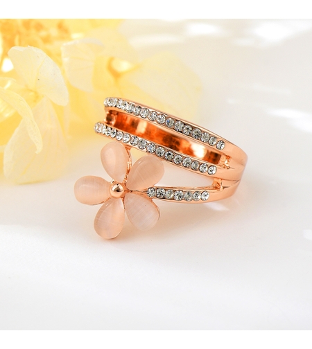 Пръстен розово позлатяване цветче | Колекция Rose Gold | Бижута Invoke.bg