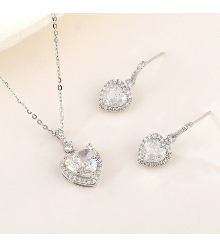 CRYSTAL HEARTS CRUSHED ICE SET