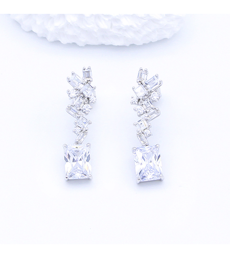 Сребърни обеци с камъни циркон | Колекция Silver Premium | Бижута Invoke.bg