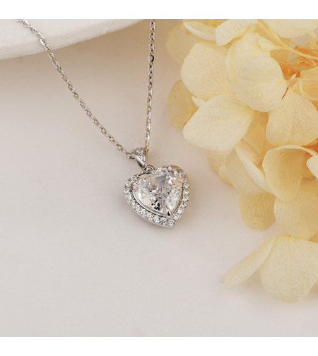 CRYSTAL HEART CRUSHED ICE NECKLACE